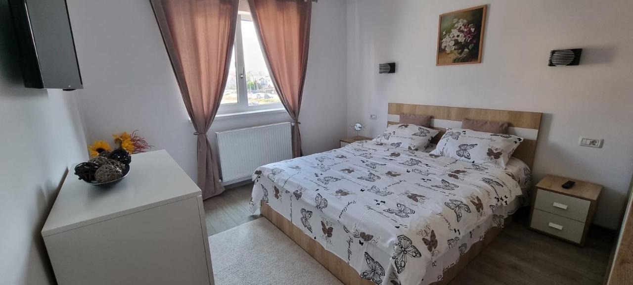 Apartament Karina Navodari Exterior photo