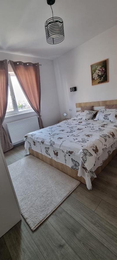 Apartament Karina Navodari Exterior photo